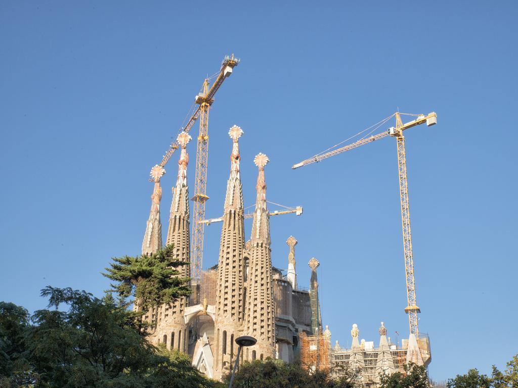Barcelona4Seasons - Sagrada Familia Apartment Bagian luar foto